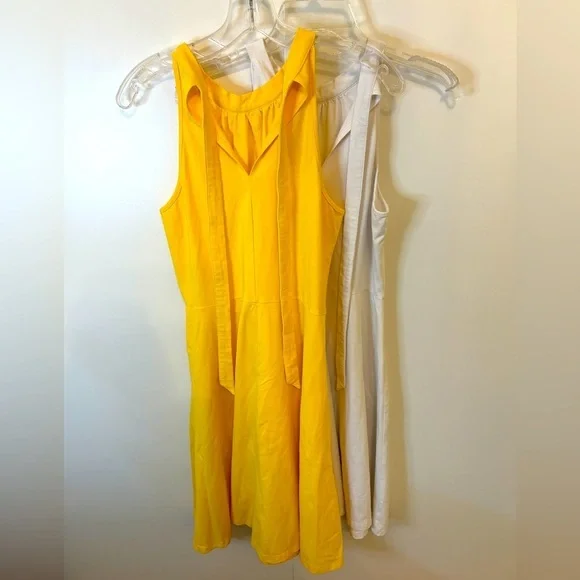 2 Sundresses Yellow & White Sleeveless Dress; Tie in back. Size M - Picture 4 of 4